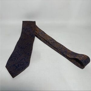 Chaps Elegant Tie in Navy and Bronze